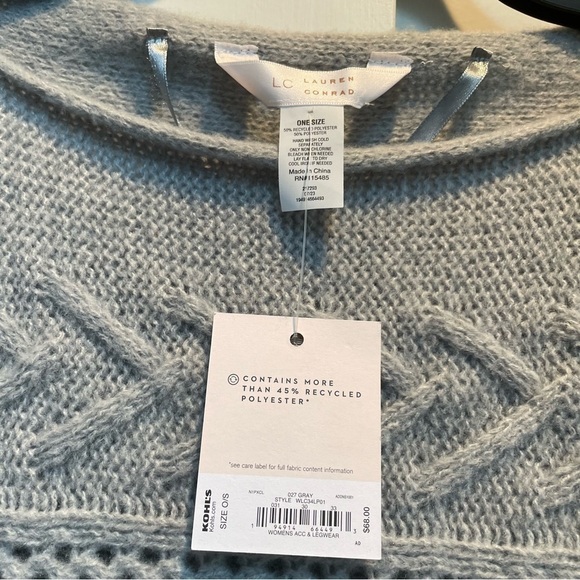 NWT LC Lauren Conrad Grey Recycled Knit Pull Over Cable Knit One Size Poncho - Picture 2 of 9